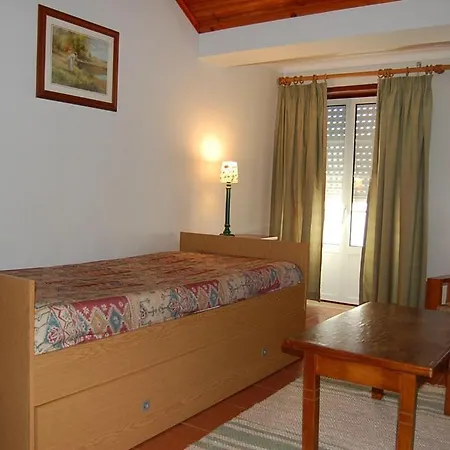 Apartamentos Nazare דירה *